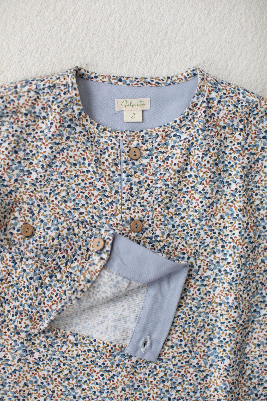 Floral shirt in blue