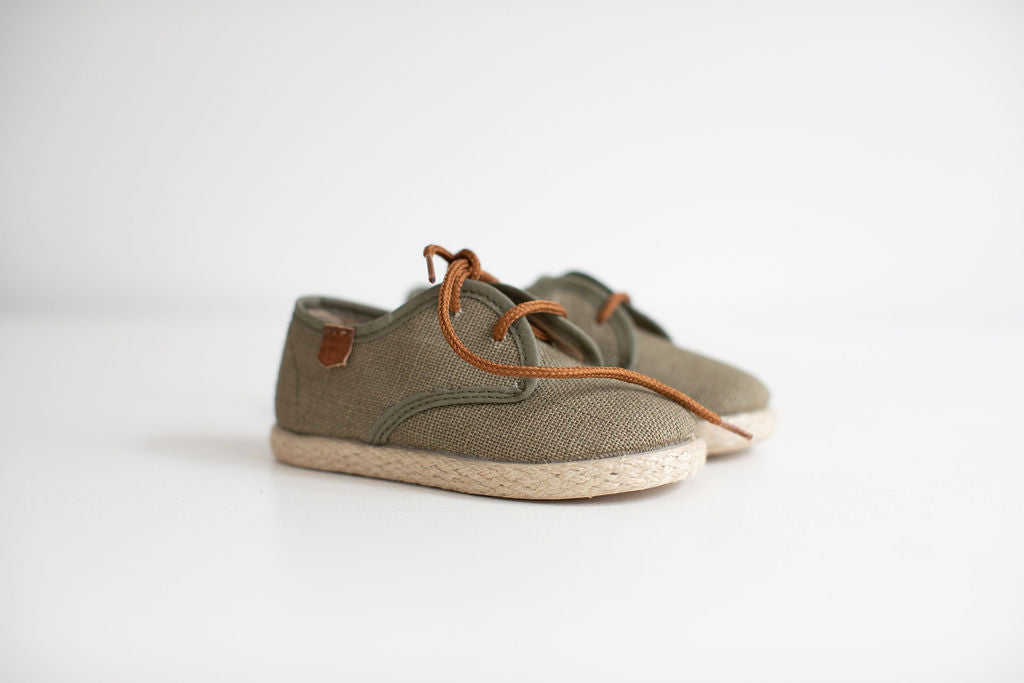 Green linen shoes