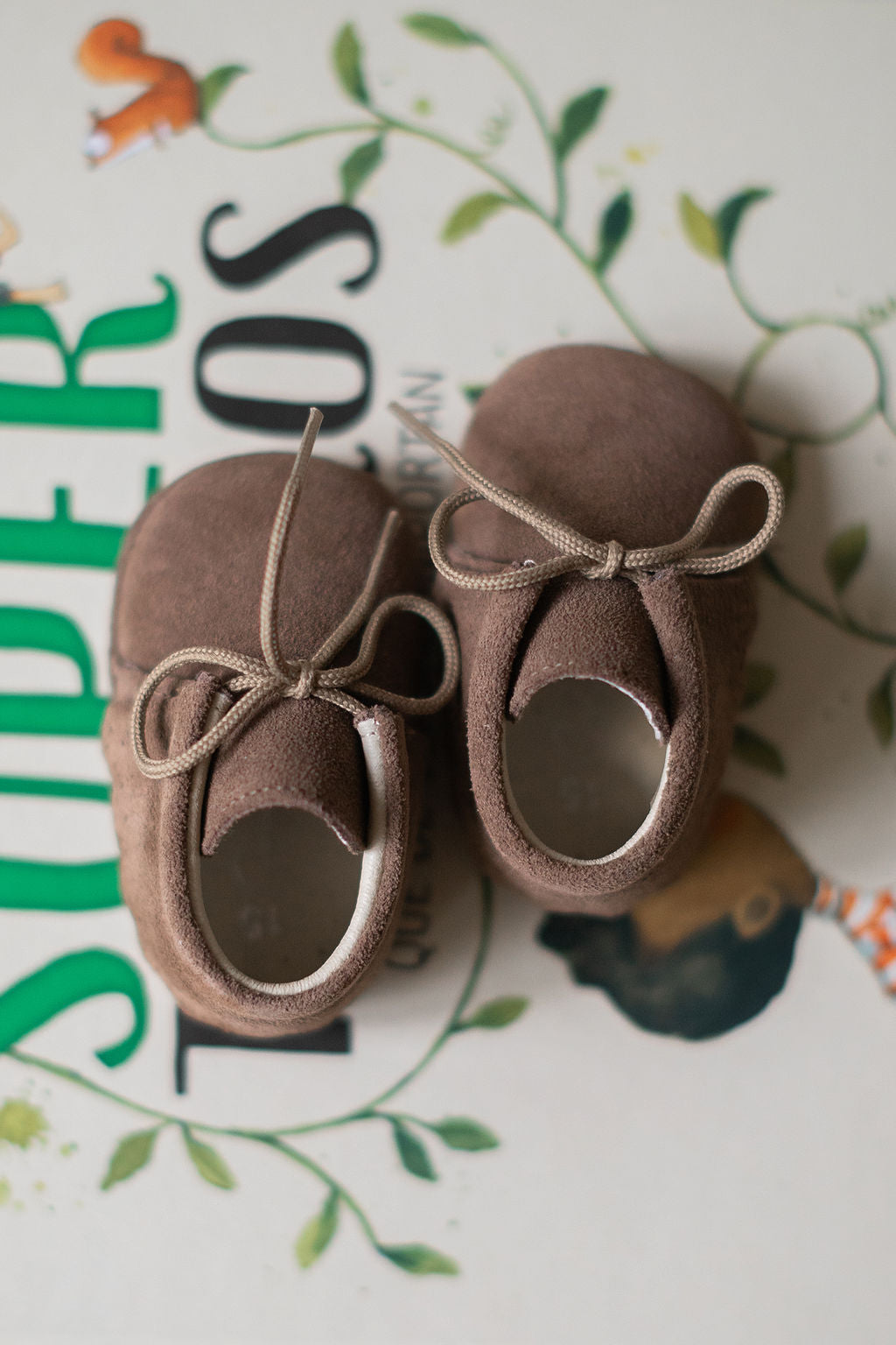 Pram Booties in taupe