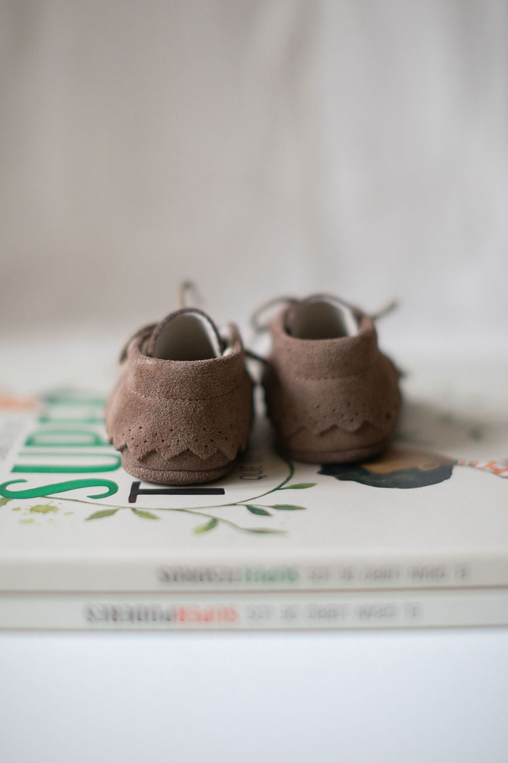 Pram Booties in taupe