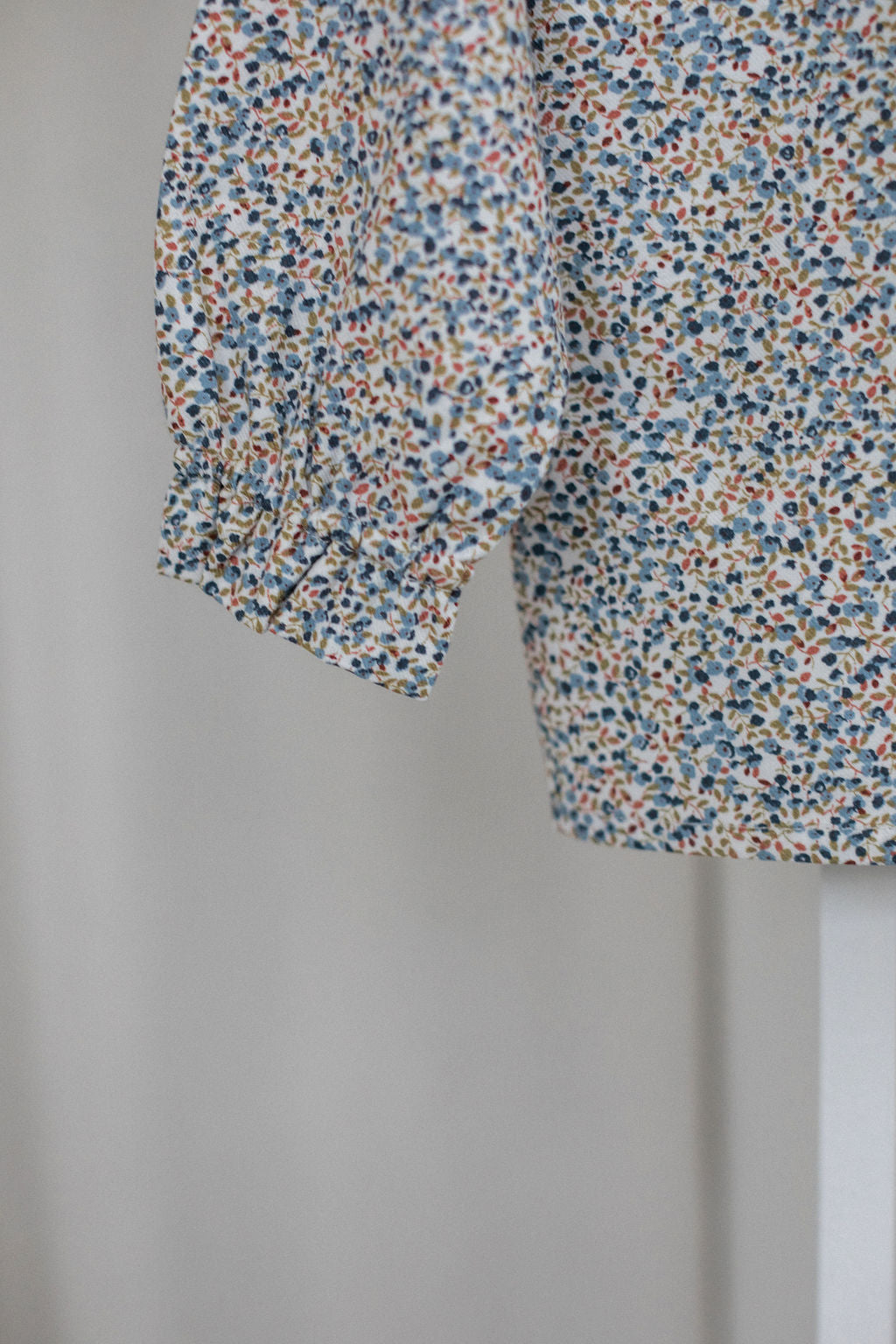 Floral Peter Pan blouse