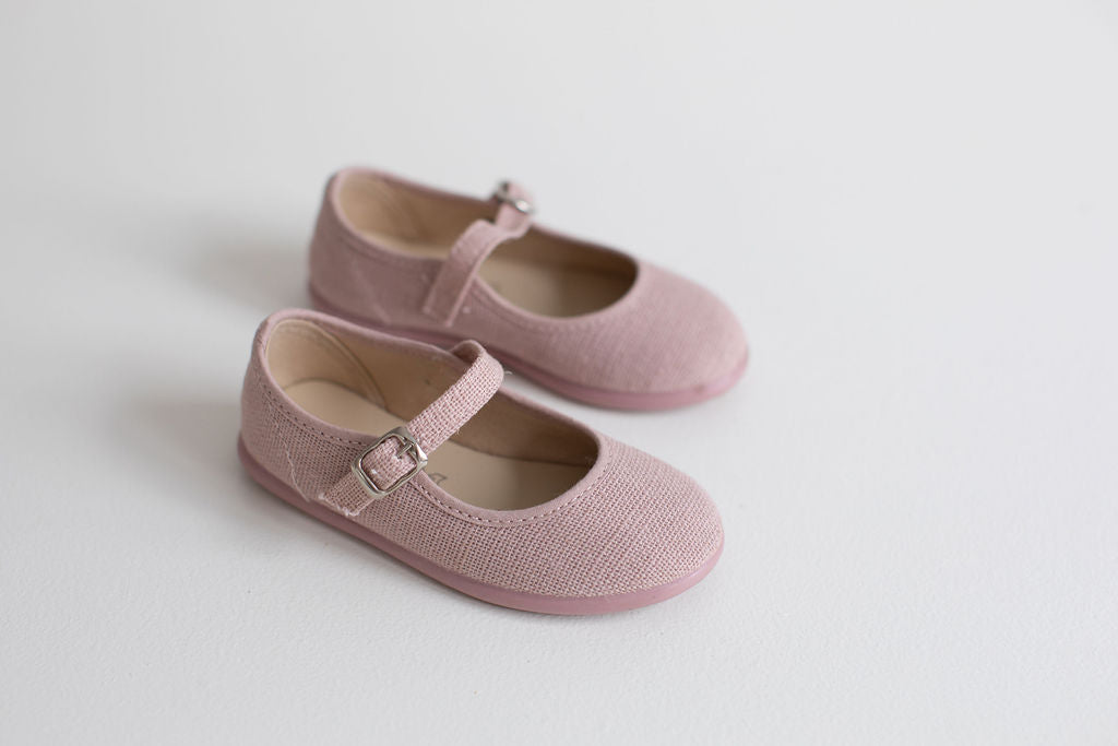 Mary Jane shoes in pink