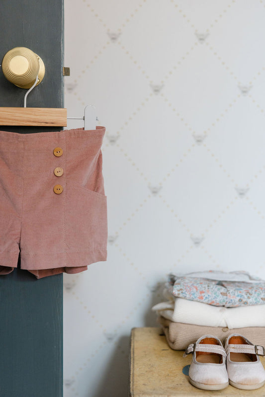 Corduroy buttons front shorts
