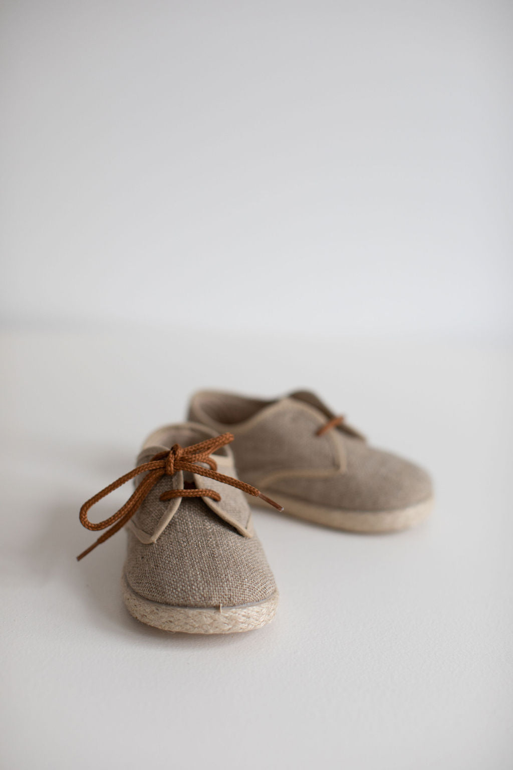 Natural linen shoes