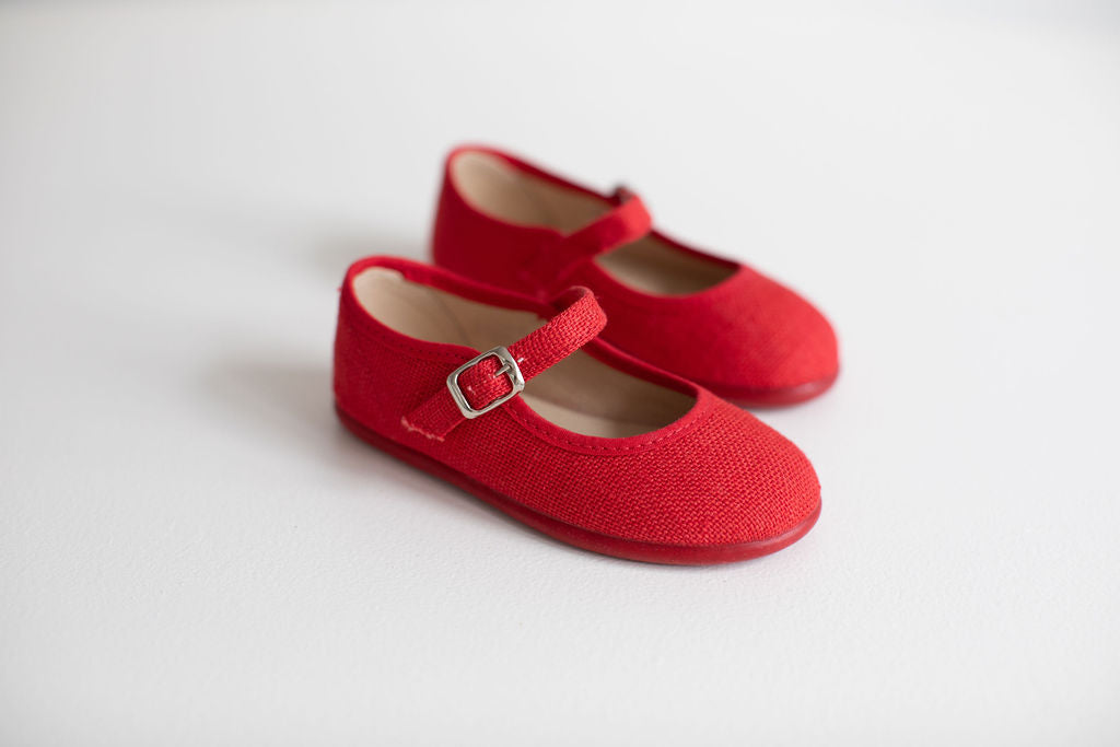 Mary Jane shoes in red