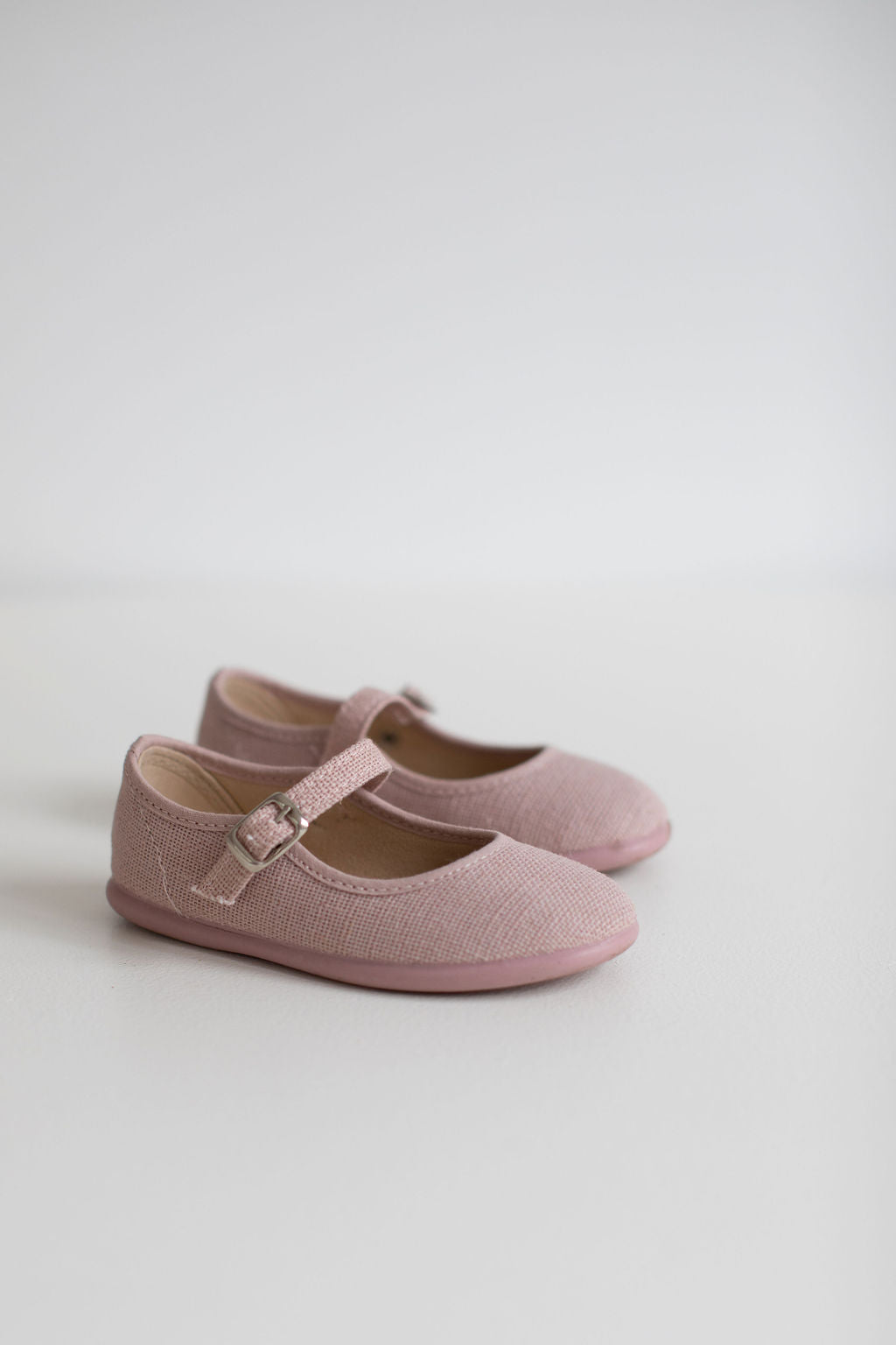 Mary Jane shoes in pink