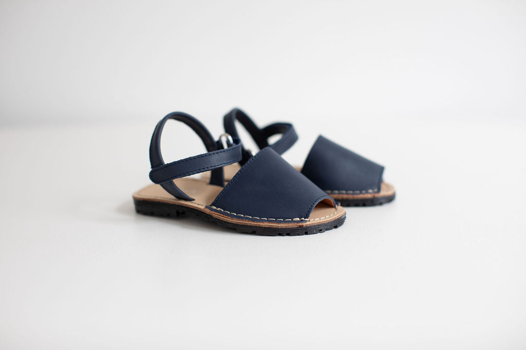 Menorcan sandals in navy